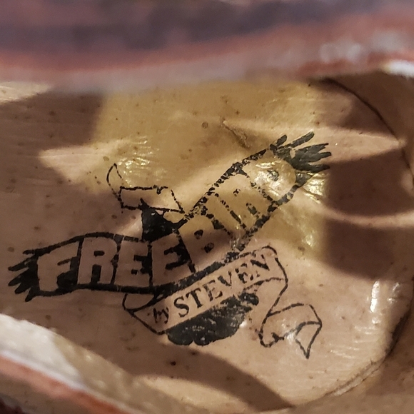 FREEBIRD by Steven FB Stair, Rustic Brown with distressed details - Picture 9 of 10